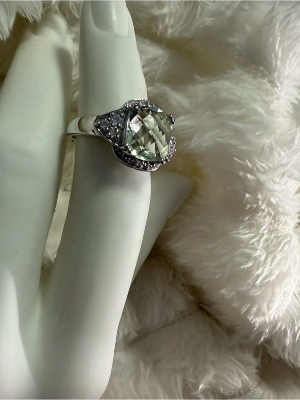 Genuine Green Amethyst and White Topaz Ring Sterling Silver Size 8 - Picture 7 of 9
